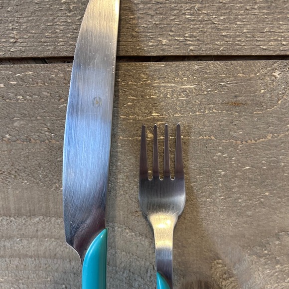 Fiesta Turquoise Swirl 1 Knife and 1 Fork Stainless Steel - Picture 2 of 7